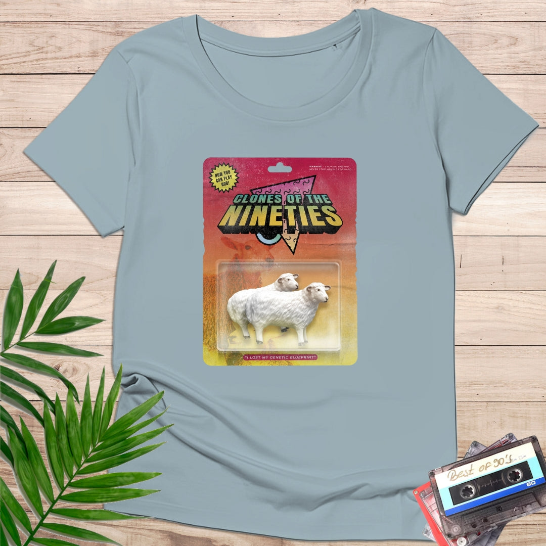 Camiseta "Cloned Sheep Action Figure" – Diseño Retro 90s Oveja Dolly | KolorTees