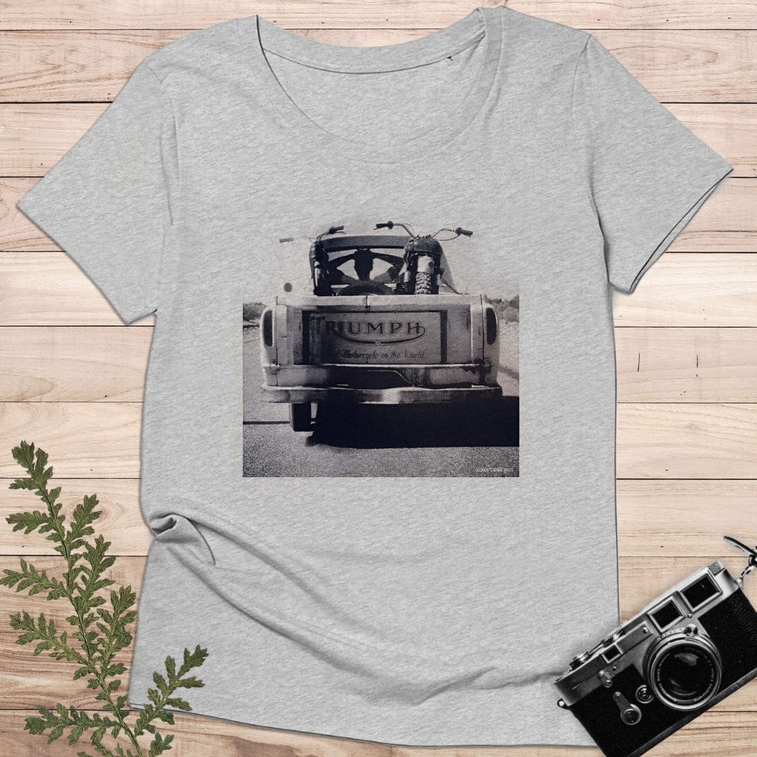 camiseta Camiseta Clásicos sobre Ruedas – Camioneta Pickup con Motos Triumph -