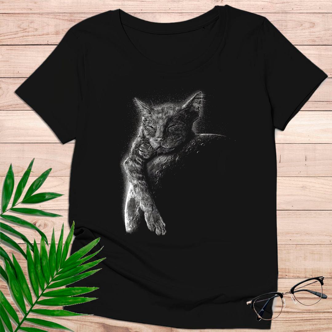 camiseta Camiseta Negra – Gato Dormido en la Luna – 190g de Algodón Premium 🌙🐈