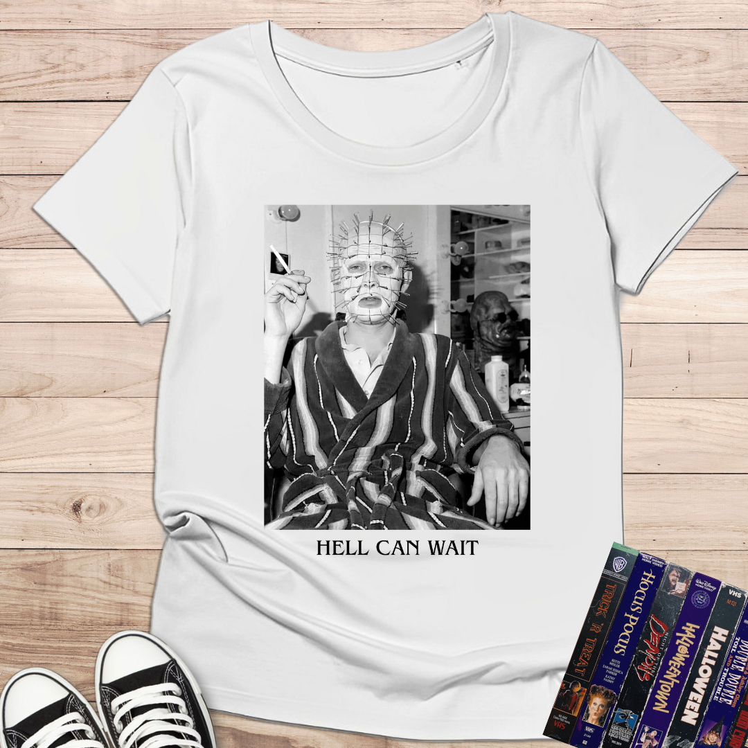 Camiseta "Hell Can Wait" – Diseño Retro Horror & Cult Movie - KolorTees