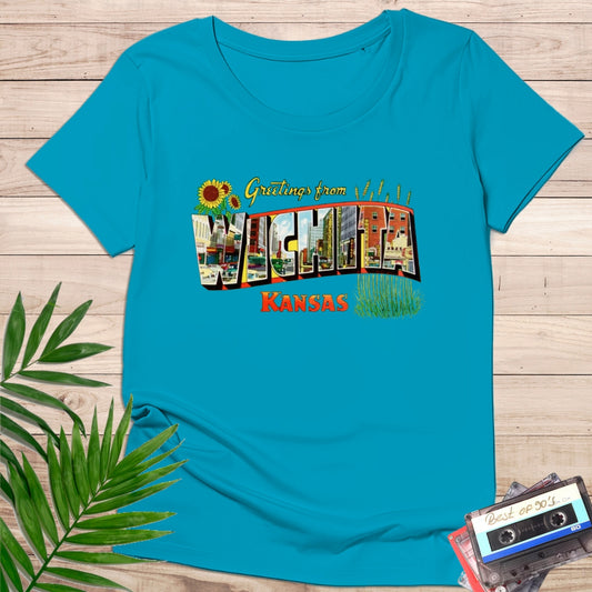 Camiseta "Greetings From Wichita Kansas" – Postal Americana Retro