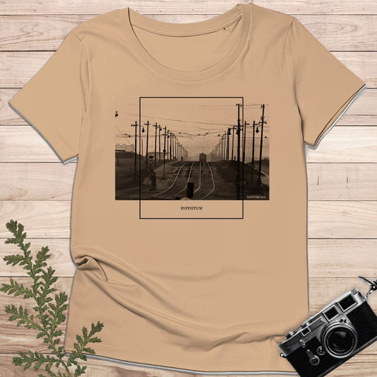 camiseta Camiseta Vías de Tren al Infinito – Fotografía Vintage en Blanco y Negro – Algodón 190g